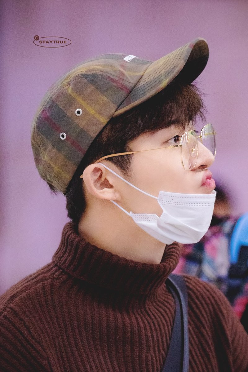 staytrue_kr's tweet photo. 분명히 131시 기다렸는데..😭...👶🏻...
#비아이 #한빈 #HANBIN #ハンビン
@shxx131bi131 https://t.co/exsDvMh3Rx