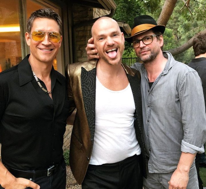 New/old photos of Gale with Robert Gant and Peter Paige.
Happy Birthday, Peter!
Credits to Robert Gant

#GaleHarold #RobertGant #PeterPaige