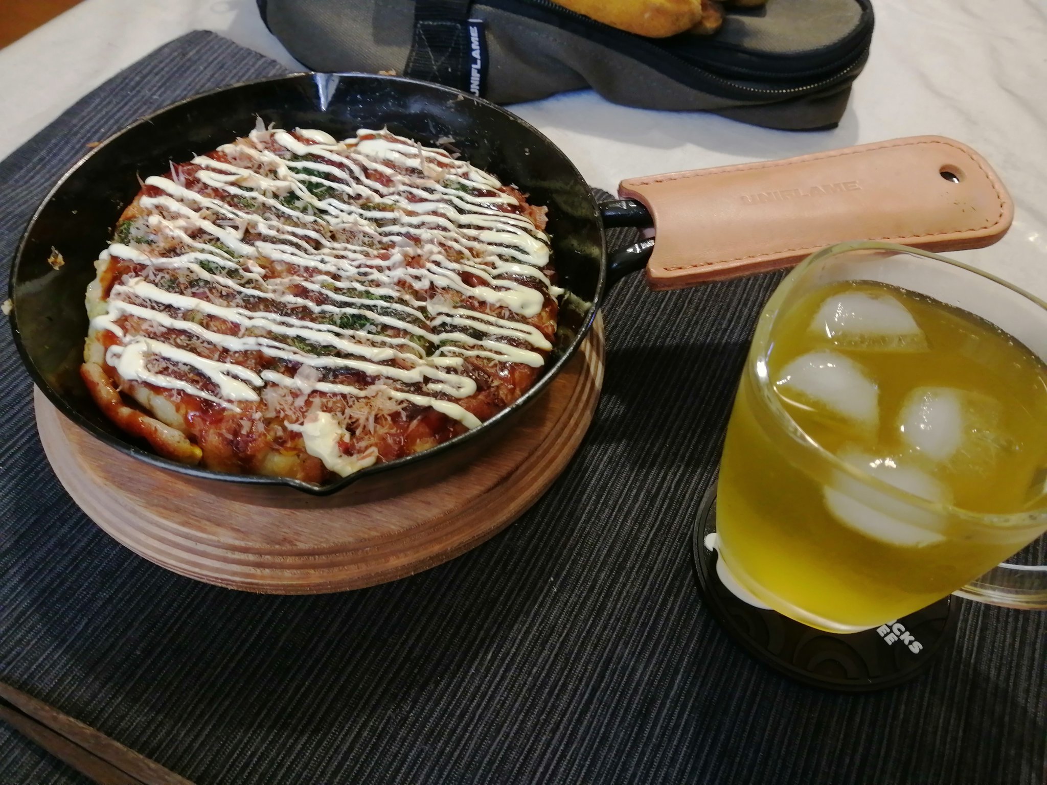 タツ On Twitter 本日のランチ 山芋 コーンたっぷり 肉と野菜と炭水化物が一度に採れる完全栄養食 スキレットdeお好み焼き Https T Co Yzc11krclv Twitter