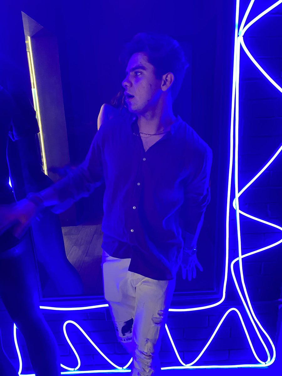 CarlosFlsen23's tweet photo. bday post🤎 #almost20 https://t.co/RshHHvWLpe