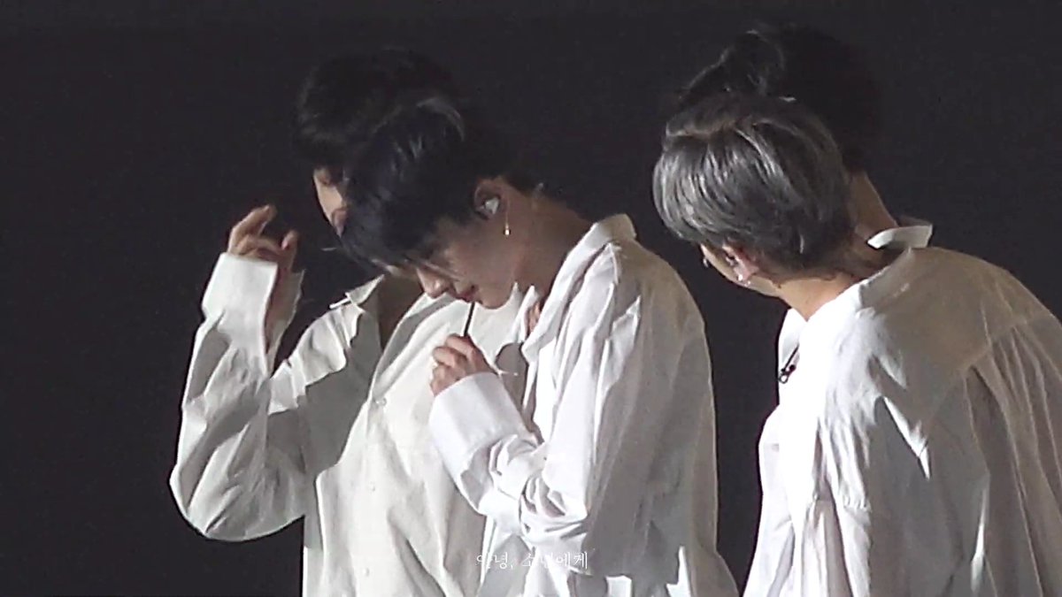 moreofkoo's tweet photo. "Why would I move on, when Seungwoo himself hasnt moved on yet and is still in pain? If it's hard for us, what more for the members?" heard these words from a lot of one its last week βΉπ’πΌ https://t.co/Fj1CU28ADj