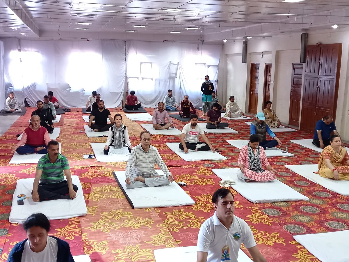 Today participated in Yoga Camp organized by @suetrustshimla on the auspicious ocassion of 7th International Yoga Day.
#InternationalYogaDay
#YogaAnIndianHeritage