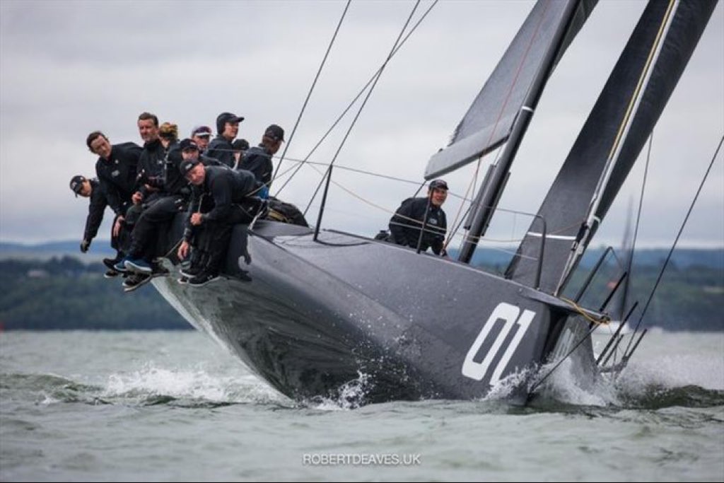 anna_annie12's tweet photo. Rán wins Fast 40+ Round 2 after windless final day in Cowes - The British summer excelled again with some appalling and unseasonal weather - @Fast40Class @RORCRacing #Fast40class https://t.co/W3ndEl0OTI… https://t.co/hjZn48Kaw6