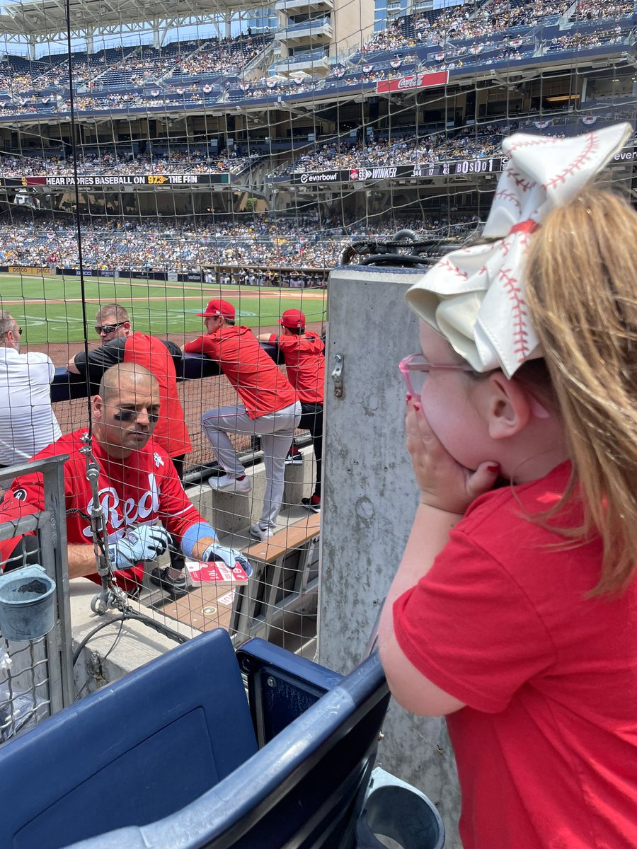 SuperBarry11's tweet image. Today was AMAZING!!! ❤️⚾️ Thank you, from the bottom of our hearts, to Joey Votto &amp;amp; the @Reds for the wonderful tickets to today’s game &amp;amp; for taking the time to meet with Abigail. She is absolutely thrilled &amp;amp; couldn’t have had a better weekend! Thank you for making it so special!