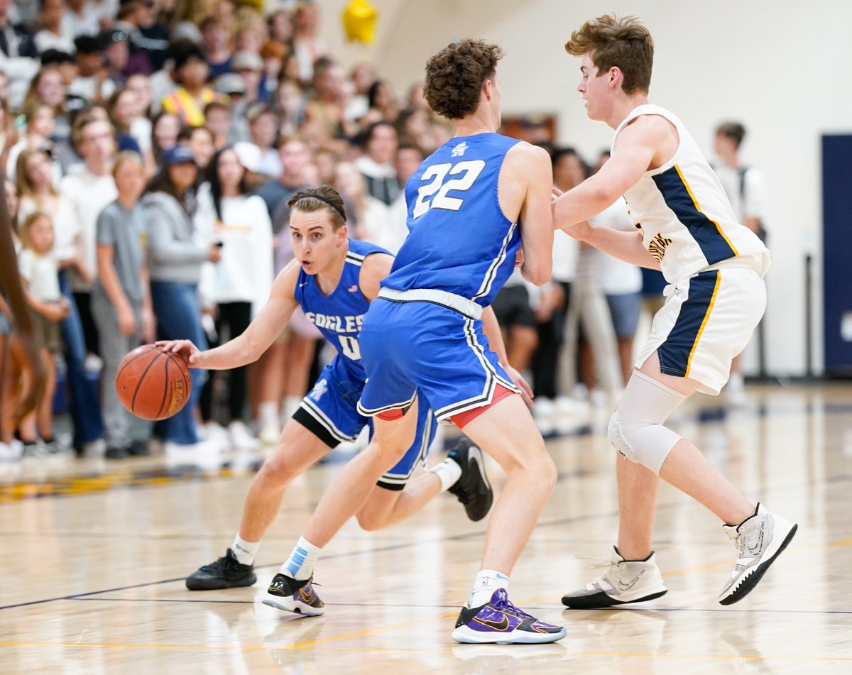 Geek0_1's tweet photo. gregory townsend
@SMCHSBasketball
A few pictures from the CIF 2AA Championship Game against Crean Lutheran. Eagles win 66-53 Let's Go!!! https://t.co/1647tAtK8b
