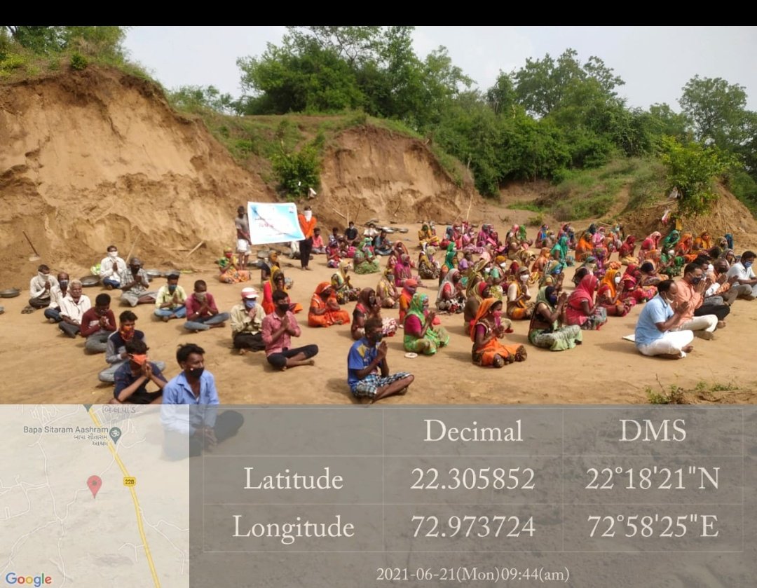 TdoAnklav's tweet photo. MNREGA workers at Anklav taluka celebrate the international yoga day-2021.
@DdoanandDist @MahitiAnand https://t.co/h80SzAKGem