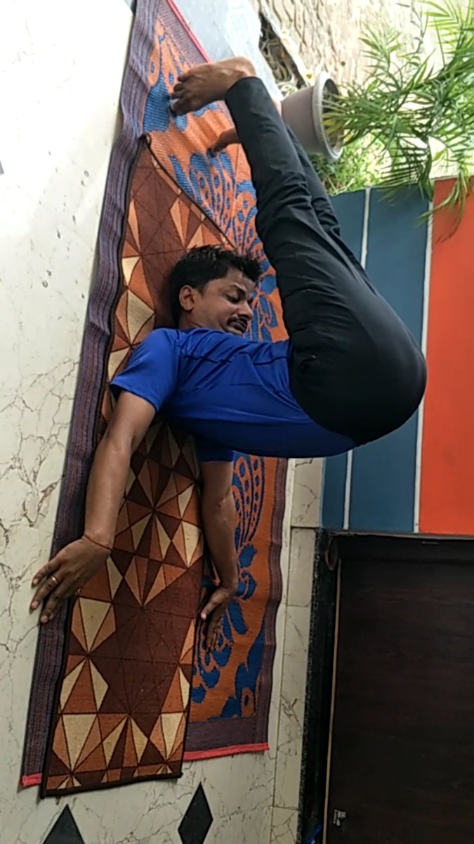 ManishAyodhyaji's tweet photo. #CYP2021
#SHYAMSADHANALAYA
#IYD2021
#विश्व_योग_दिवस
#WorldYogaDay https://t.co/XgB52f2fwm