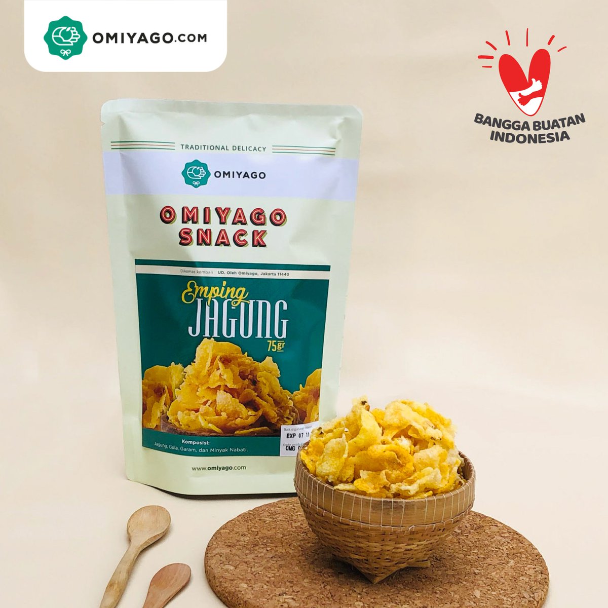 Emping Jagung Omiyago dibuat tanpa bahan pengawet dan tambahan bahan kimia lainnya, sjuga tidak berminyak karena ada proses pengeringan setelah selesai digoreng sehingga nyaman di tenggorokan. 🤩🤩 #Omiyago #camilankeren #banggabuatanindonesia 
 #empingjagungmanis #empingjagung