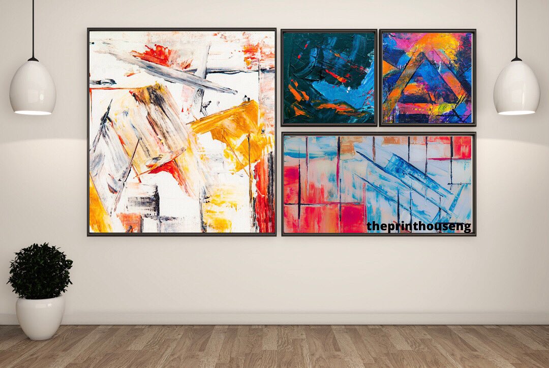 theprinthouseng's tweet image. Big and wide frames are such a beauty to behold. Art in frames is life.

#theprinthouseng #qualityframes  #affordableframes #framelover #lagos