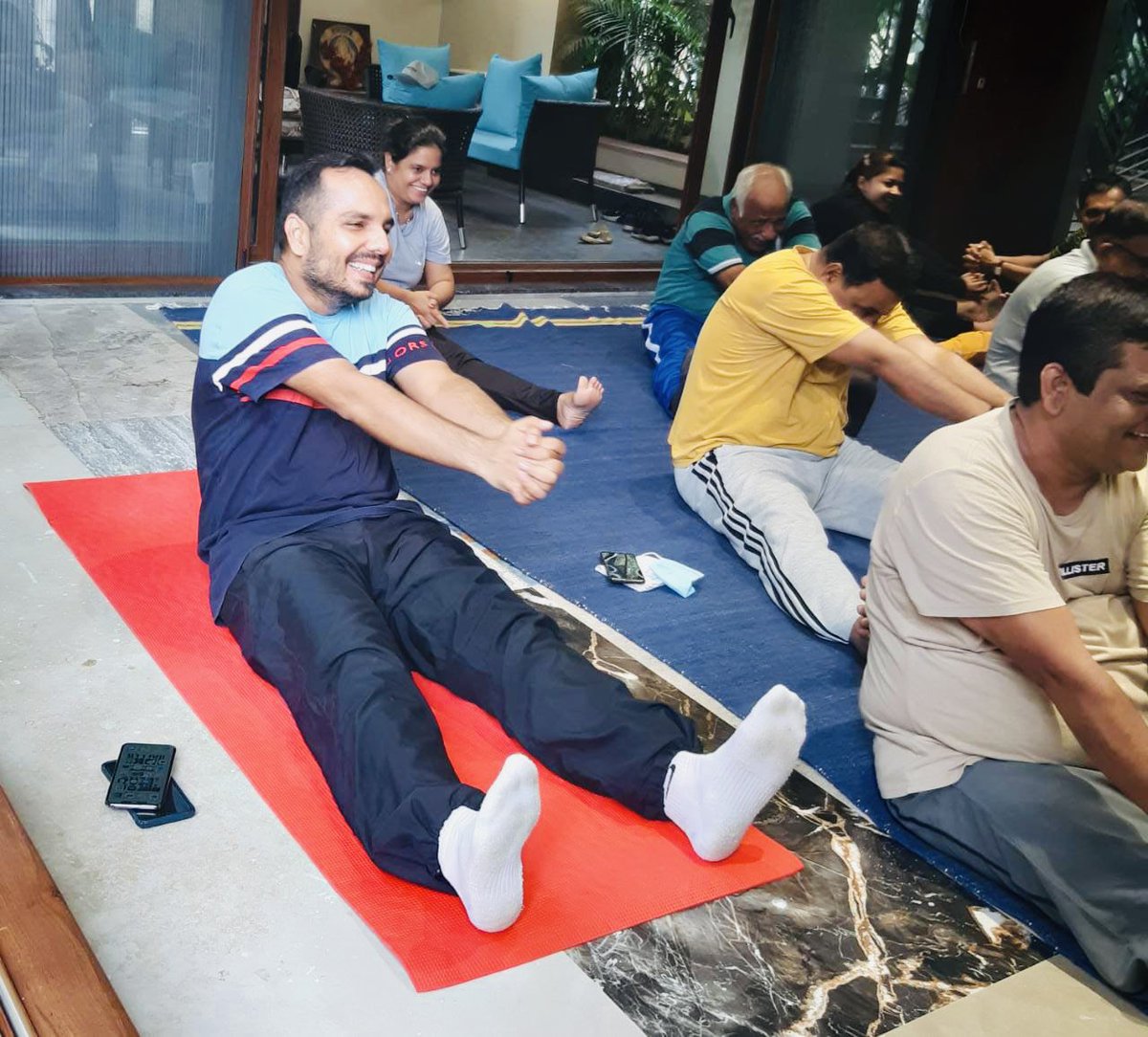 CAHariArora's tweet photo. Yoga is so much fun…
Take a Sankalpa to do it everyday !!!
Along-with Lokpriya MP Shrimati @DarshanaJardosh ji,  Participated in #IDY2021 celebration at Corporator Shri @dipan_desai ji’s beautiful residence. 
#YogaDay #YogaDay2021 #YogaForWellness #India #Bharat #surat #health https://t.co/nAe3gWSXOB