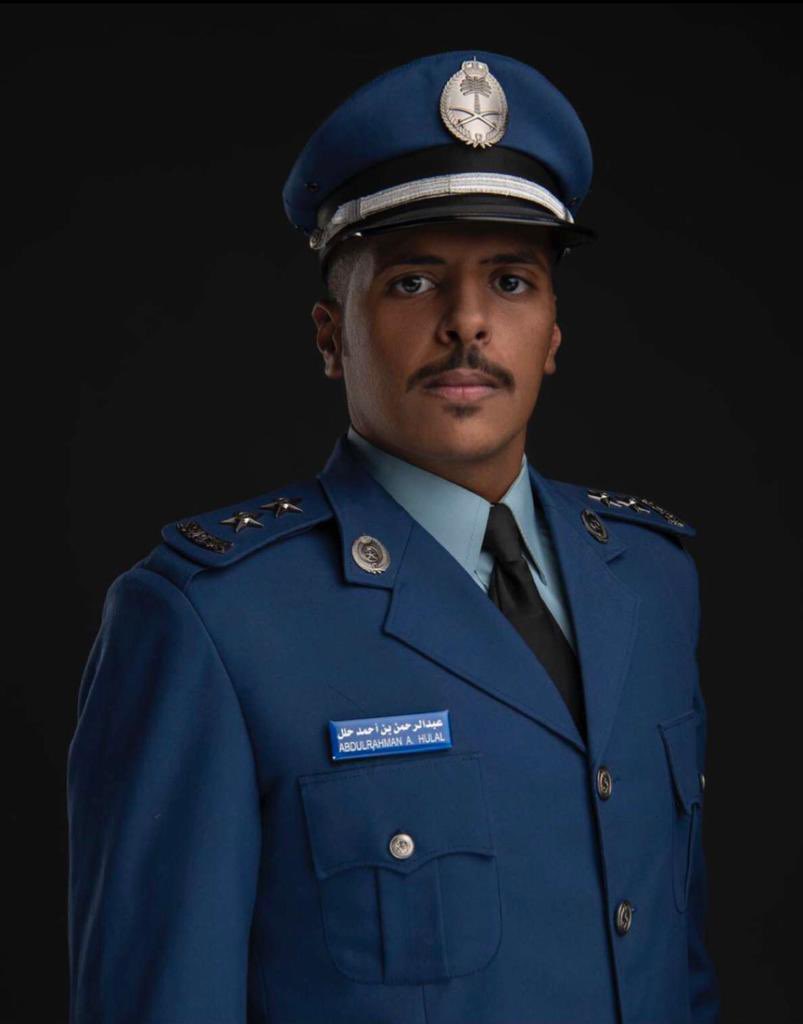 آل حُلَل tweet media