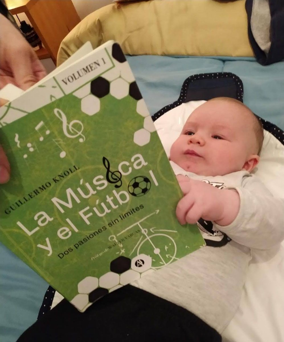 Un libro para todas las edades, "La Música y el Fútbol", lo podes conseguir por Mercado Libre.