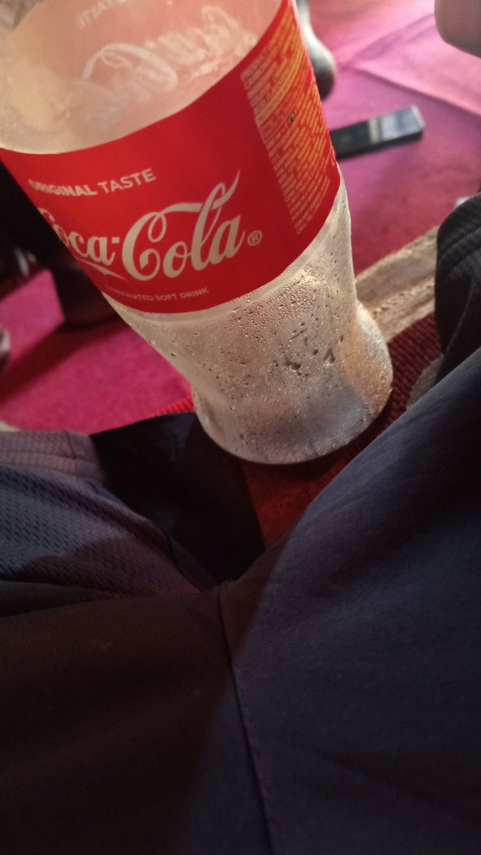 #Tastethefeeling WD coca cola