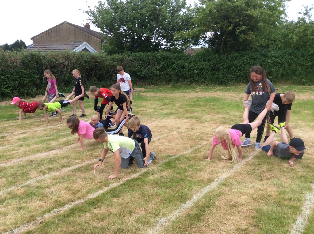 BryncethinPS9's tweet photo. Wheelbarrow fun ! https://t.co/Lan7gfh8bz