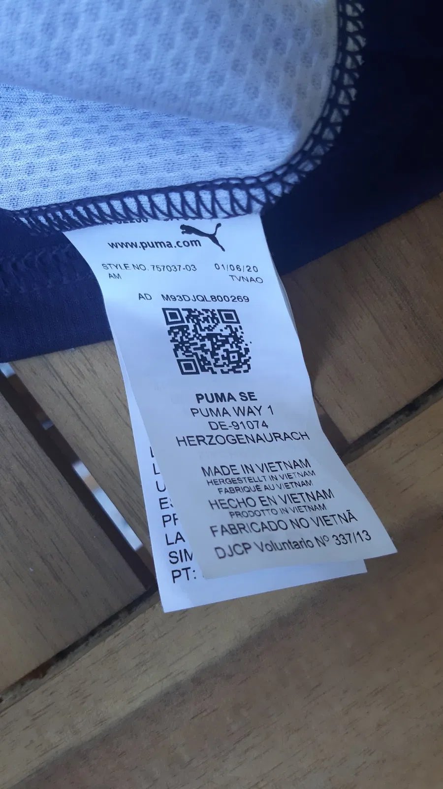 Football Shirt Collective on "(Don't be alarmed if no results of a shirt are found. For unknown reasons, a of legitimate shirts I've at do no return any results