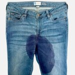 この世のどういう層がこのデザインを履きこなせるの…気の置けない間柄ですら戸惑ってしまうデニム!