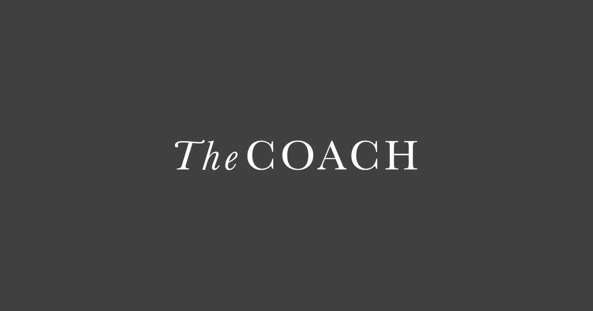 ebakintunde's tweet photo. #aGreenmansDiary: The Coach

Williams of lagos is a relationship coach in his mid-30s without a committed relationship himself and his reasons are deep. Another man just engaged his girlfriend of three years and he didn't give a fuss. He'll prefer to keep his reason buried. https://t.co/QTEm50IY5b