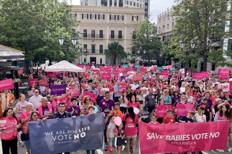 castelarprovida's tweet photo. 🚨 URGENTE - GIBRALTAR
Este jueves 24 de junio Gibraltar (exclave británico al sur de España) tiene un referendum que intentará legalizar el aborto. Queremos que gane el "NO".
Acompañemos usando los hashtags:
#SaveBabiesVoteNO
#ProLifeRock
Cuenta: @gibprolife https://t.co/bXi595Z1zG