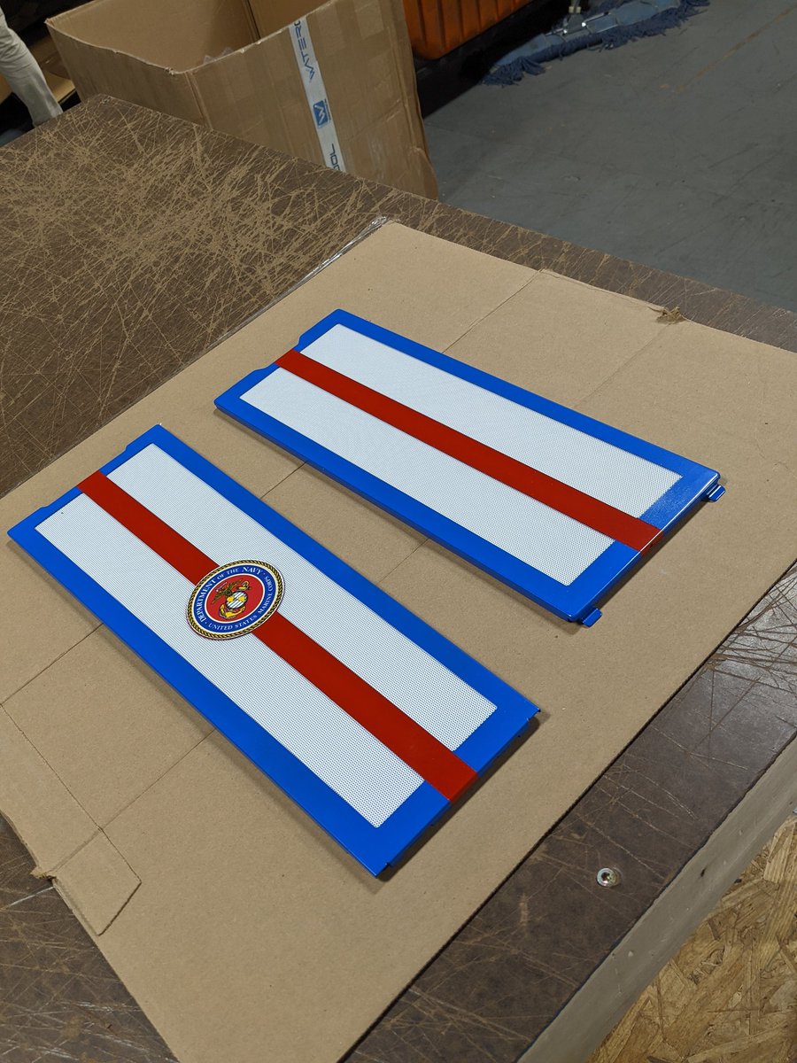 ModMyMods's tweet photo. Super custom panels? Yeah we can do that :)
Check out these @USMC themed case panels we created for a customer πΊπΈ
#case #computercase #casepanels #custommade #modded #modified #mesh #meshfilter #diy #MadeByModMyMods #cnc #paint #custompc #computeraccessories #airflow #moreflow https://t.co/WkCSAR9amg