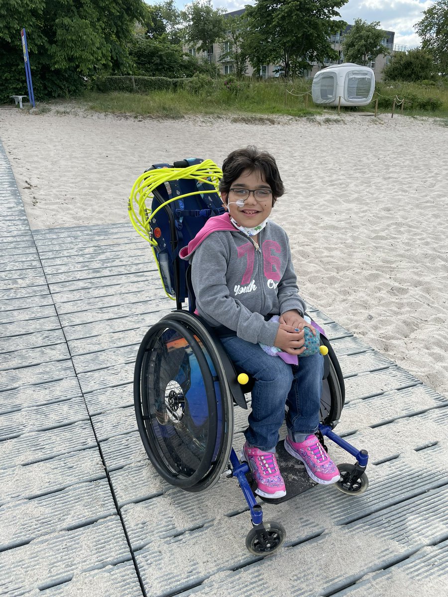 Wir brauchen dringend Hilfe gegen den Kostenträger unserer (Pflege)Tochter!
Seid Jan20 lassen sie uns bei ALLEM hängen,Anträge werden nicht beantwortet,Gelder grundlos halbiert.
Hat jemand Pressekontakte?Oder Aktivisten,die unterstützen möchten?
Bin über jeden Tipp froh!Gerne RT!