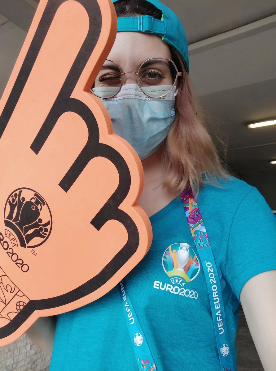 chaoticquokka_'s tweet photo. Day three: 'hostess' at the stadium, part two 💙
(Tribuna Tevere)

#EURO2020 #ItaliaGalles #volunteer #mobilitymaker https://t.co/LZxgvG8aJ3