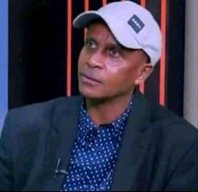 Adugenett's tweet photo. This man has paid with his freedom to secure ours!
So, the least #AddisAbaba can do is to show respect for his sacrifices by voting for him
@eskinder_nega is on the ballot at #Yeka sub city, make sure you honor him
#VoteForEskindir
#VoteForBalderas
#EthiopianElection2021 https://t.co/CuVPFhXi0R