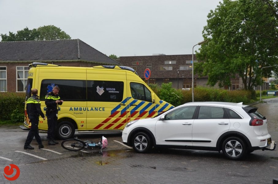 Jongetje gewond bij aanrijding in Leeuwarden