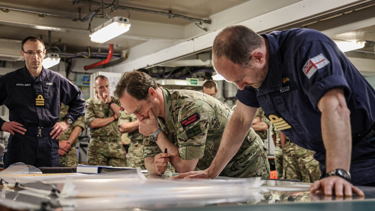 Commander Littoral Strike Group (COMLSG) tweet media