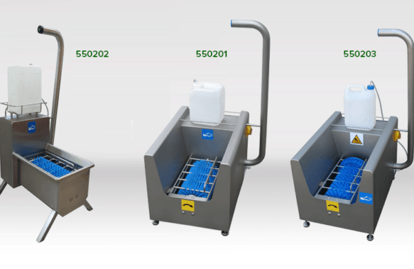 indwash's tweet photo. The #BootSoleWashers in our range come in 3 sizes, and they can reduce significantly the transfer of contamination into and out of #ProductionAreas with effective chemical disinfection of footwear. 

Learn more..https://t.co/uMWI1RRGax
#IWM #Covid19 #FDX2021 #Foodex #UKmfg #CK21 https://t.co/hznCI9JADJ