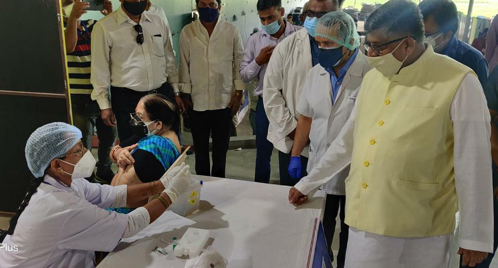 rsprasad's tweet photo. From today onwards, the Government of India will provide free COVID19 vaccines for all persons above 18 years of age. I visited the vaccination center at Patna Women's College today and spoke to the medical teams and people who had come to get vaccinated. https://t.co/I1D31nusCP