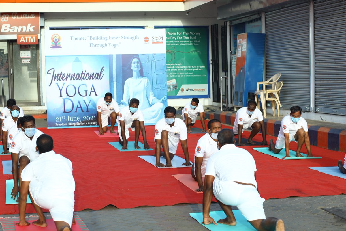 #InternationalYogaDay was celebrated at Freedom Filling Station, Puzhal, Chennai. as a part of PARIVARTAN- PRISON TO PRIDE initiative of Indian Oil. Shri Senthil Kumar, SP Central Prison Puzhal also participated in the event. <a href="/IndianOilcl/">Indian Oil Corp Ltd</a> <a href="/EdTamilnadu/">V C Asokan</a> <a href="/IOCLTamilnadu/">IOCL Tamilnadu</a>