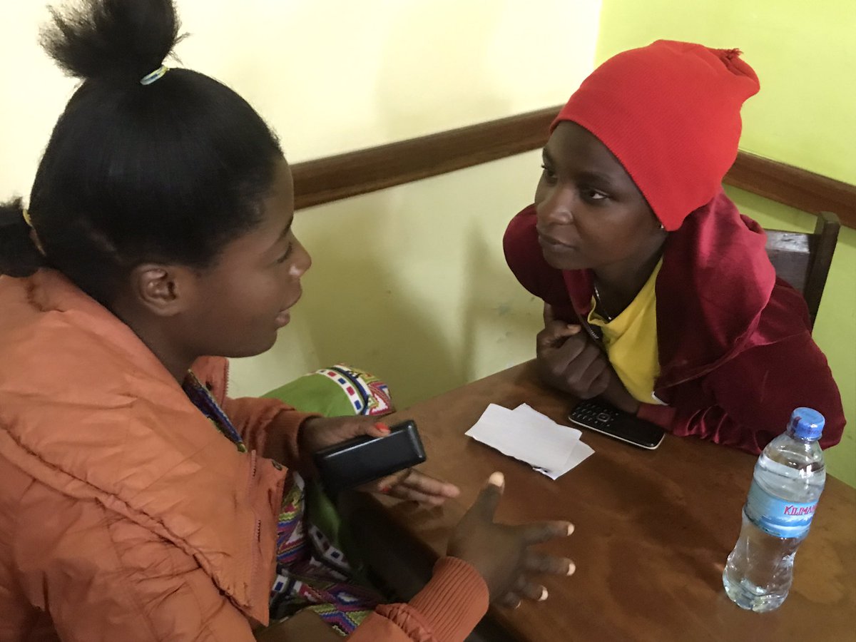 obakari2011's tweet photo. Fighting against HIV is beyond the health sector. #data4her program at @dLabTz focus on empowering DREAM girls in Understand the value of Data in Business growth. The initiative supported by #dcli . @MCCgov @USAIDGH @PEPFAR @tacaidsinfo @usembassytz https://t.co/xlrTmKTZIR