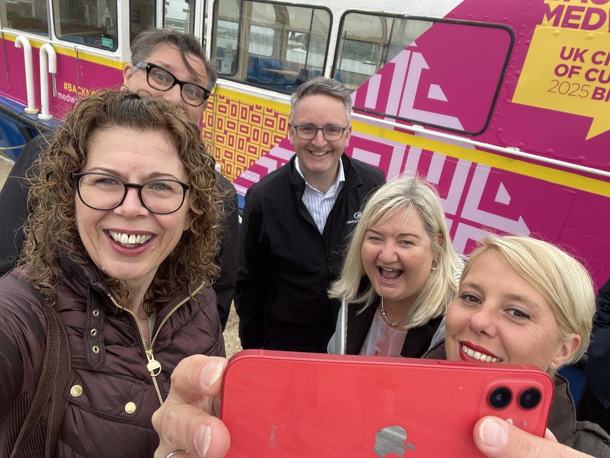 GrowingDirect's tweet photo. So proud & grateful to be #BackingTheBid @medway2025 #medway2025 get your ideas in - from young to old - let’s make this our place to live, work, learn, visit & play 😃💫 https://t.co/D88K6OjPHV