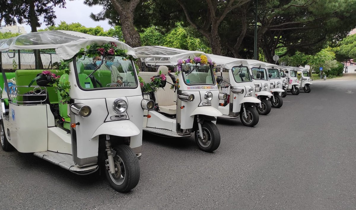 tukawaylisbon's tweet photo. Let's Discovery the city Lisbon in a Whole New Way by Tuk Tuk on board @tukawaylisbon 
.
#teambuildingprograms #rallypaper #corporateevents #eventscompanie #tuktuk #lisbon #photochallange #eventos https://t.co/cSiEK51Blx