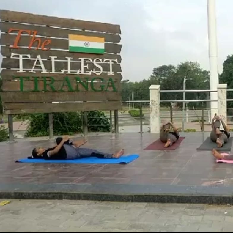 ULB Name : MCF ULB Code: 800436 Date: 21-06-2021 Activity Details:Yoga & meditation live session at town park,conducted by SBM-HMS team Objective:To Spread Awareness for Fitness mantra. Output (Result): We get very positive response from the people. #fitindia @dipro_faridabad