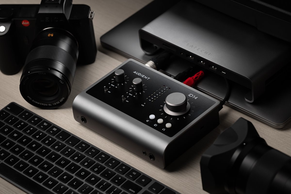 instalia_eu's tweet photo. https://t.co/dCxqJhjOYl
#InterfazdeAudio #iD14 (MKII) de @AudientWorld y @DowlingKristian #Photographer and #Coach
📌comenta del #InterfazdeAudioiD14
✅ #AudioProfesional #Apple #CámaraSL2 #Audio #Imagen #InterfazAudient
#TheBalletStory #MKII
@AudioTechnicaIB @AudioTechnicaUK https://t.co/pjvEqNoZx5