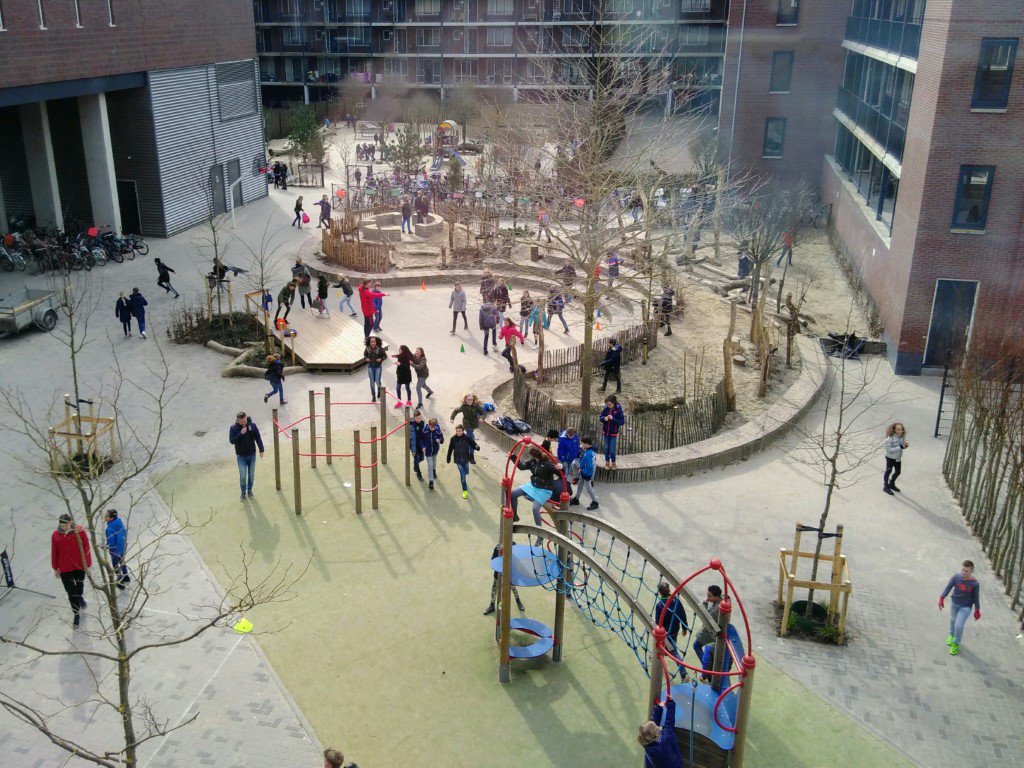 033GROEN (@033groen) on Twitter photo Morgen fietsen we langs groene schoolpleinen in <a href="/Gem_Amersfoort/">Gemeente Amersfoort</a> Er is nog plek dus meld je aan via post@033groen.nl De #fietsexcursie start 18.30u - kom ook en ontmoet pleinpioniers en ontwerpers! Morgen fietsen we langs groene schoolpleinen in <a href="/Gem_Amersfoort/">Gemeente Amersfoort</a> Er is nog plek dus meld je aan via post@033groen.nl De #fietsexcursie start 18.30u - kom ook en ontmoet pleinpioniers en ontwerpers!
