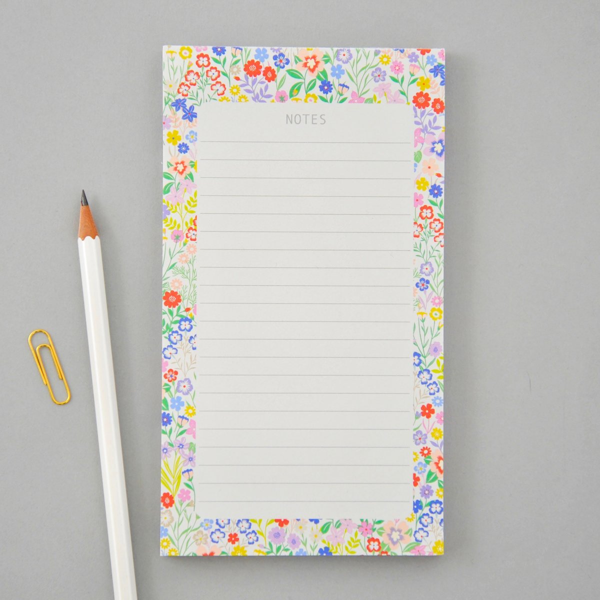 New notepads are now all up on my Etsy shop: etsy.com/uk/shop/Elvira…