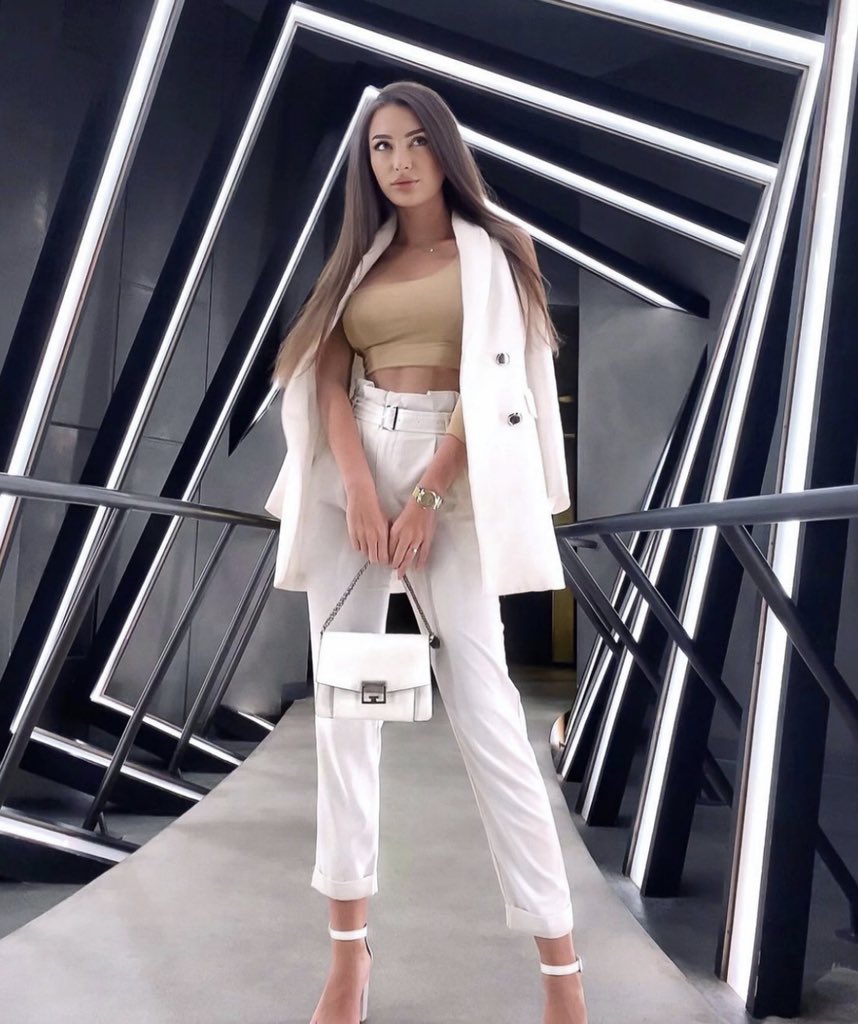 We are back again this Friday for another adrenaline-fuelled Brunch in Dubai at our favourite Japanese restaurant #AkiraBack <a href="/WHotelDubai/">W Hotel Dubai</a> 🍣