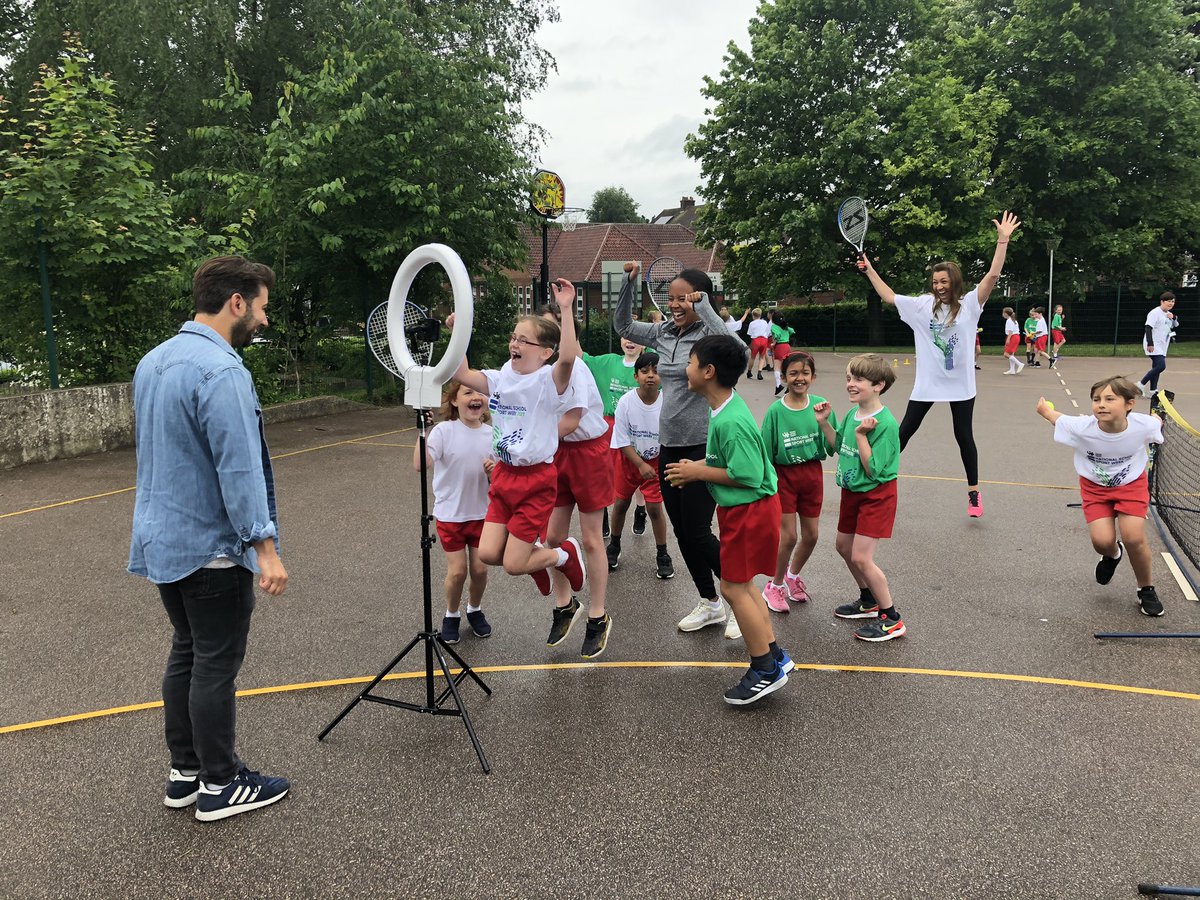 YouthSportTrust's tweet photo. Former @BBCNewsround presenter @leahboleto is joining pupils at @ssascommunity to help kick #NSSW2021 into action https://t.co/ZFbC1g1alz