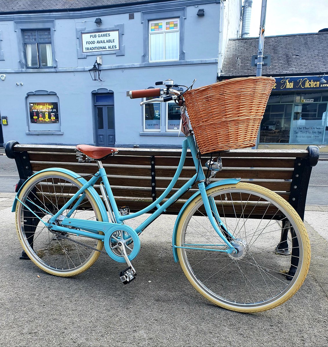 𝓟𝓪𝓼𝓱𝓵𝓮𝔂 𝓑𝓻𝓲𝓽𝓪𝓷𝓷𝓲𝓪 

Celebrate all that is best about our green and pleasant land with the Britannia, a tribute to our proud British heritage 🇬🇧 

Also available in Royal Blue 💙

#pashley #pashleybritannia #Britannia #newbikeday #classic @pashleycycles