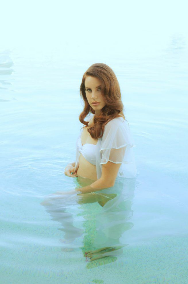 Happy birthday to the one and only, Lana Del Rey  