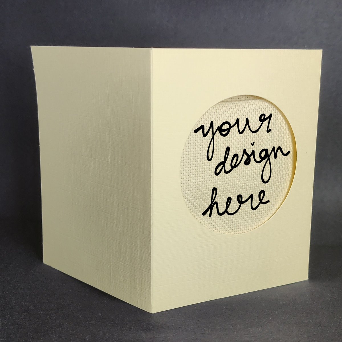 NottsStitches's tweet image. Happy Monday 🌺🐝 Manifesting good things this week 💕✨ I will be working on custom hoops and cards #SmallBiz