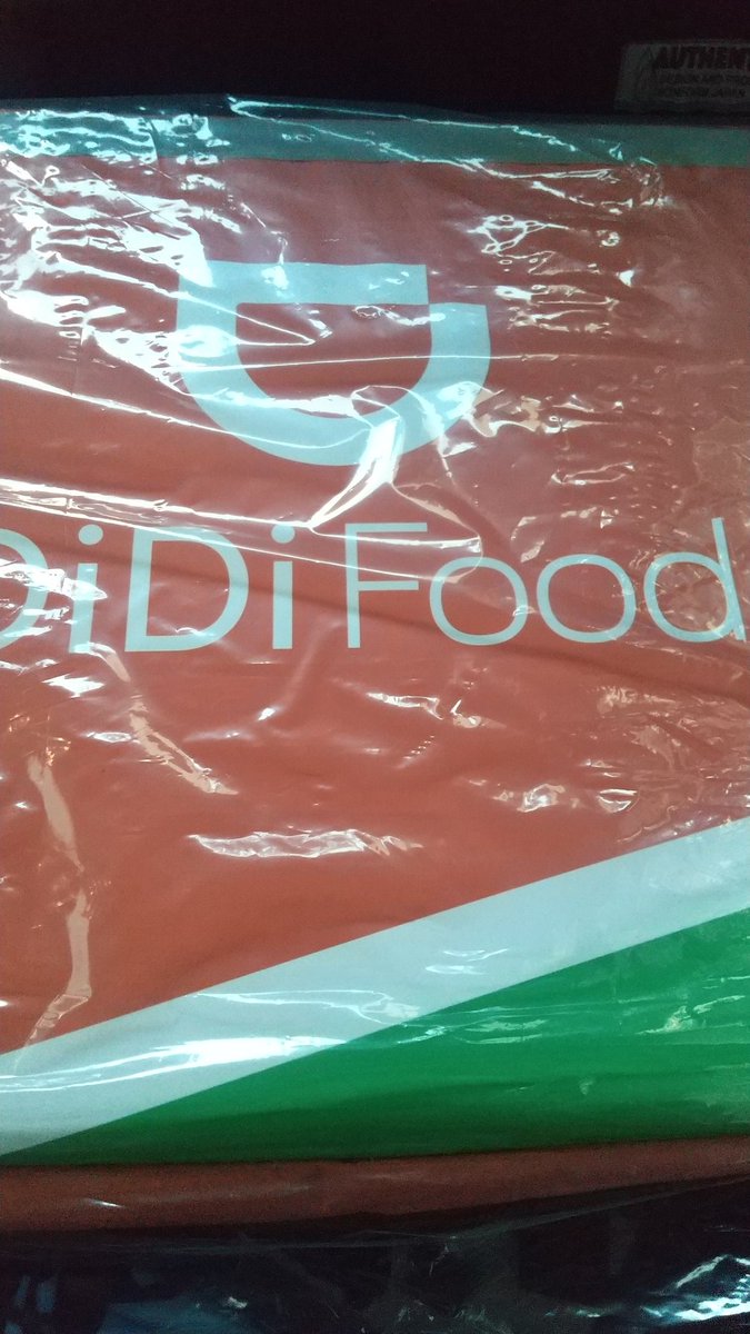 freesummer8's tweet image. 配達先変更するんじゃなかった
21日からハブで受け取り
30分もかかったよ
バックGETだぜ😃
#didi名古屋