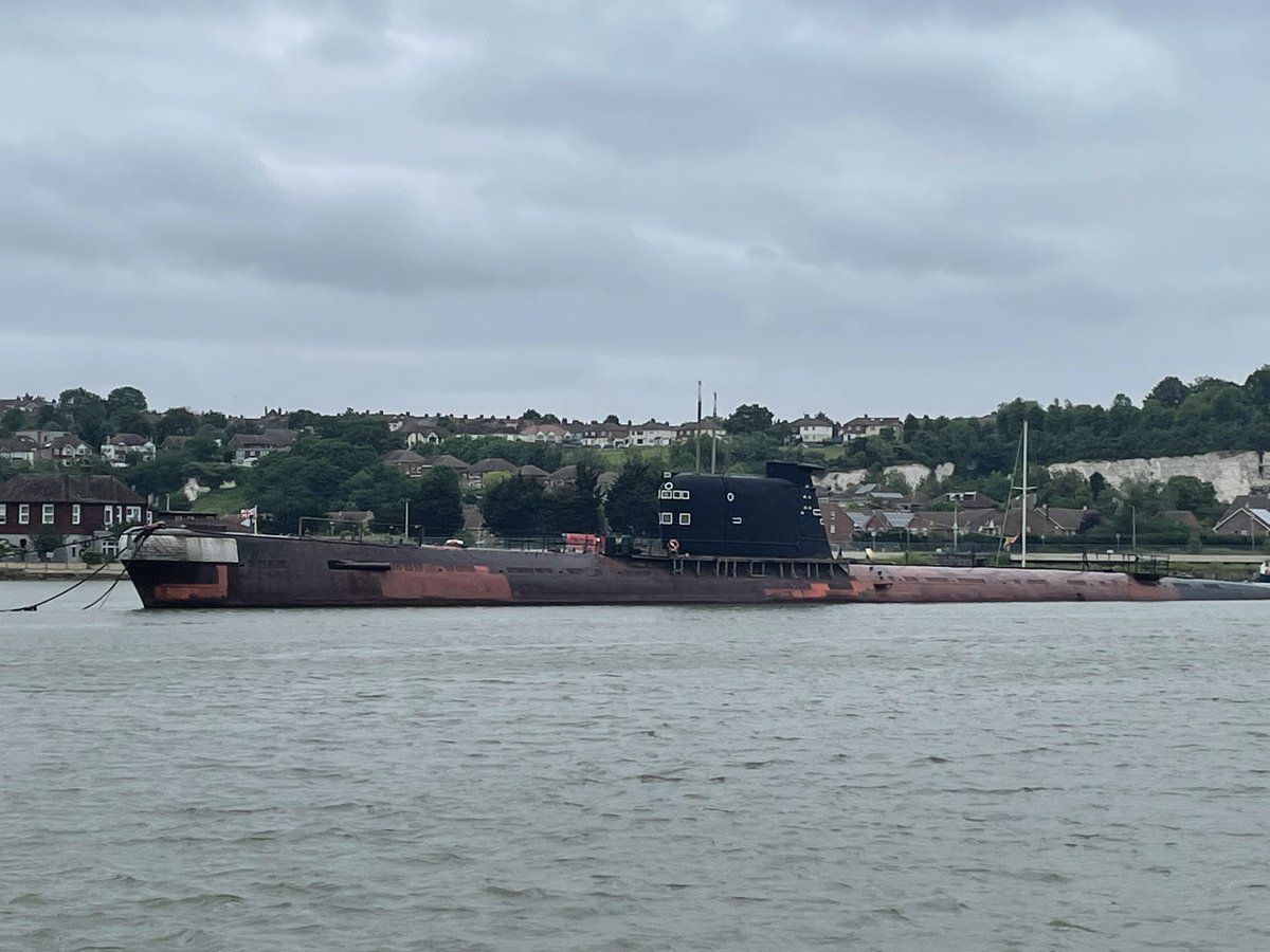 GrowingDirect's tweet image. The #Medway looking a little choppy - but not cold on the @medway2025 branded #JetStream boat - just passed the submarine @SubVelo