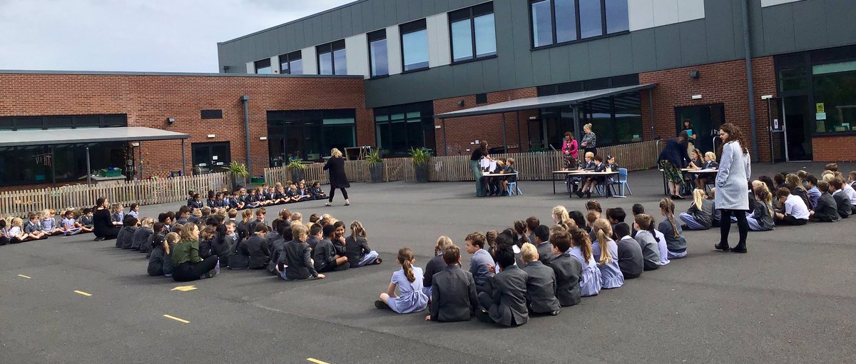 CHPScommons's tweet photo. Our Ministry of Justice did an excellent job this morning of judging our whole school Competition of the Choir for #MakeMusicDay! What a morning! #CHPSPupilParliament #CHPSmusic https://t.co/k306226RR0