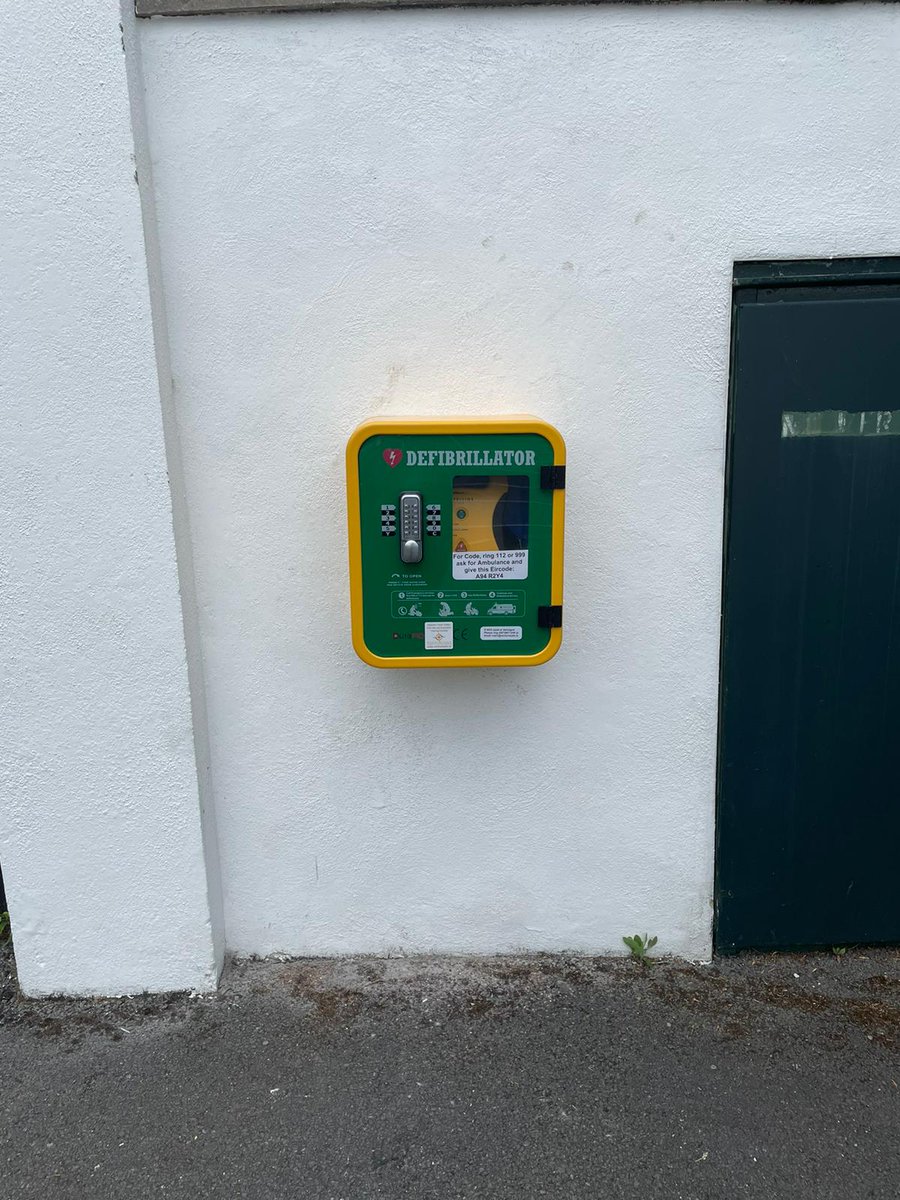 SSTParents's tweet photo. Venturesafe have recently installed an AED( defibrillator) for community use in the car park of the church on the side wall of the community centre, it is available 24/7, for the code to open it ring 999 or 112 ask for ambulance and give them the eircode displayed on the cabinet. https://t.co/JoChpLxnDq