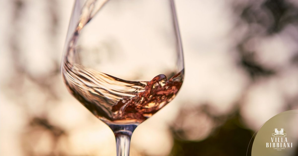 Crisp with hints of citrus and flowers, our Flora wine is perfect for a summer aperitif. Are you ready to make a toast with our rosè wine? villabibbiani.it/en/flora-eng/ #solstice #summersolstice2021 #longestday #summer #21june2021