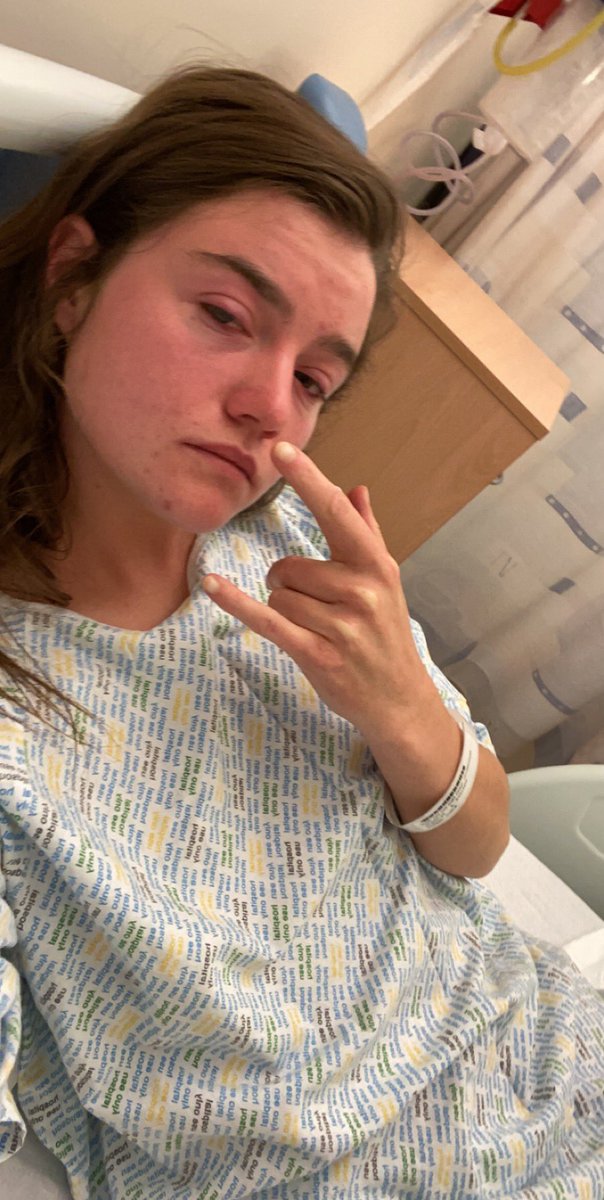 ClareShine01's tweet image. One whole year since that horrible day, you’re problems and mistakes do not define you, but the way you react to them do. Extremely proud of how far I have come. You’re mental health matters. Please look after it