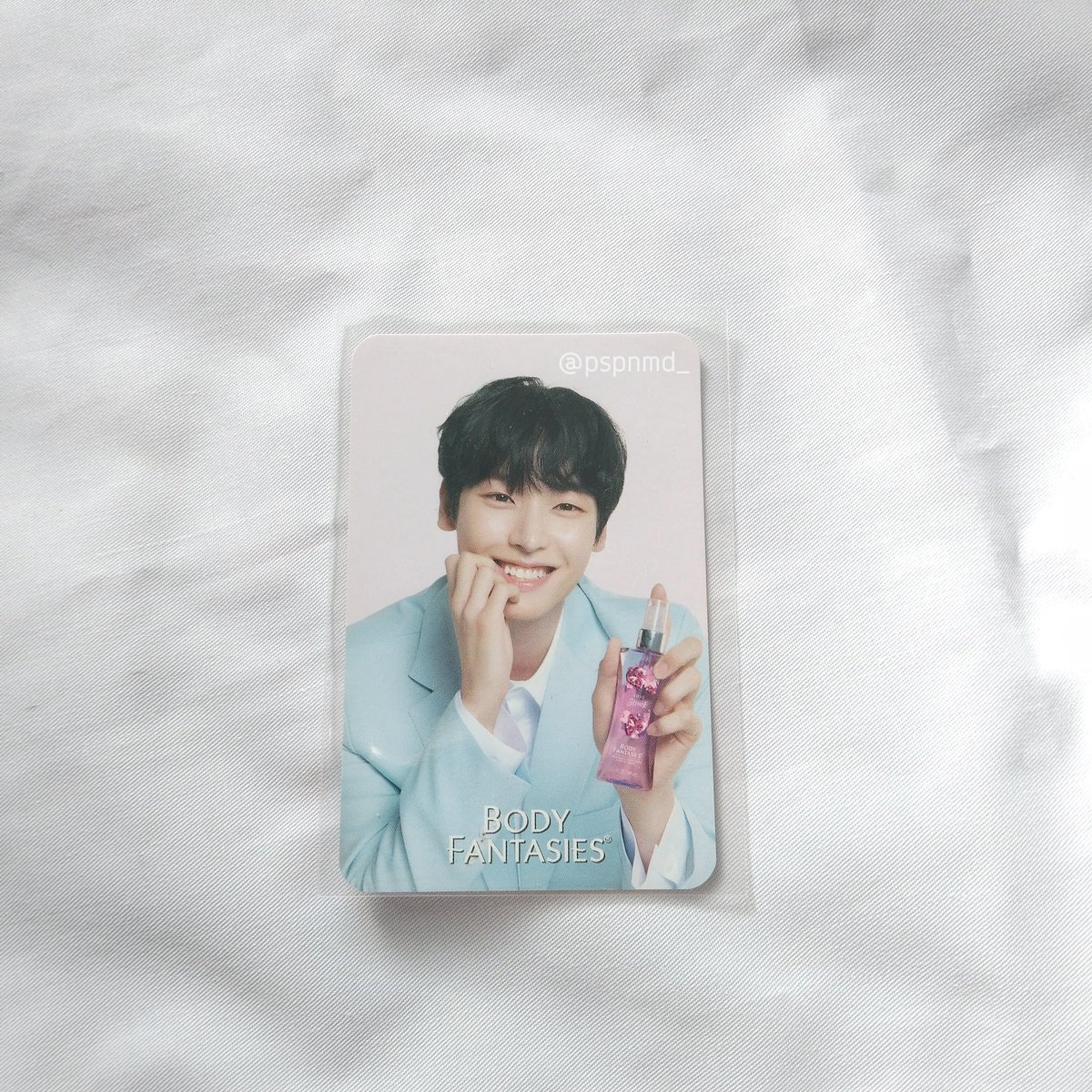 pspnmd_'s tweet photo. ꒰ พร้อมส่ง ♡ ꒱
ꕀ การ์ดน้ำหอมอินซอง ( ขูดแล้ว ) 130 บาท
รวมส่งแล้วค่า 🖐🏻🤍
dm มาขอดูรูปเพิ่มเติมได้นะคะ
#ตลาดนัดsf9 https://t.co/8YEakuPAn2